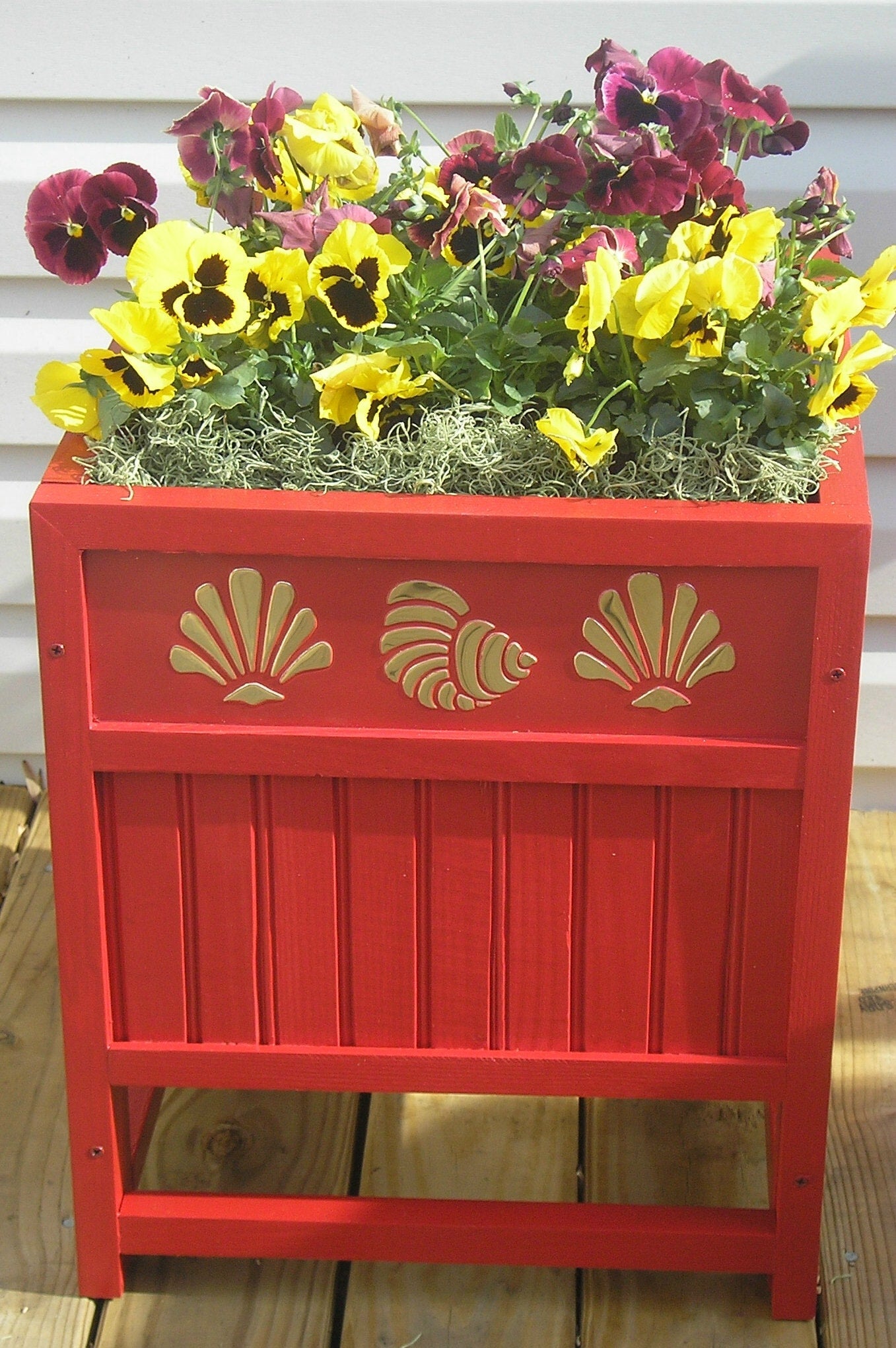 Planter 20" Wainscot Shell