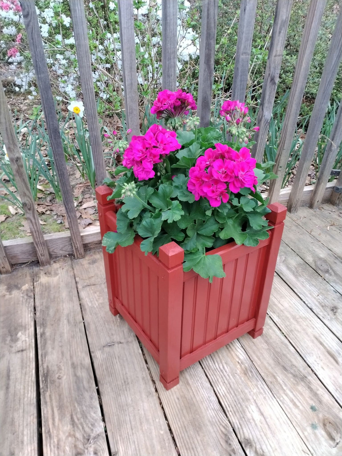 Planter 14 X 14 X 18"   Cambridge Planter