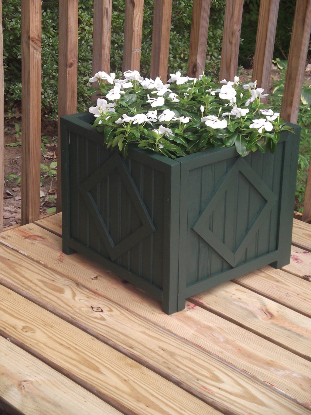 Planter Recycled wood diamond pattern 17" X 17" X 15"