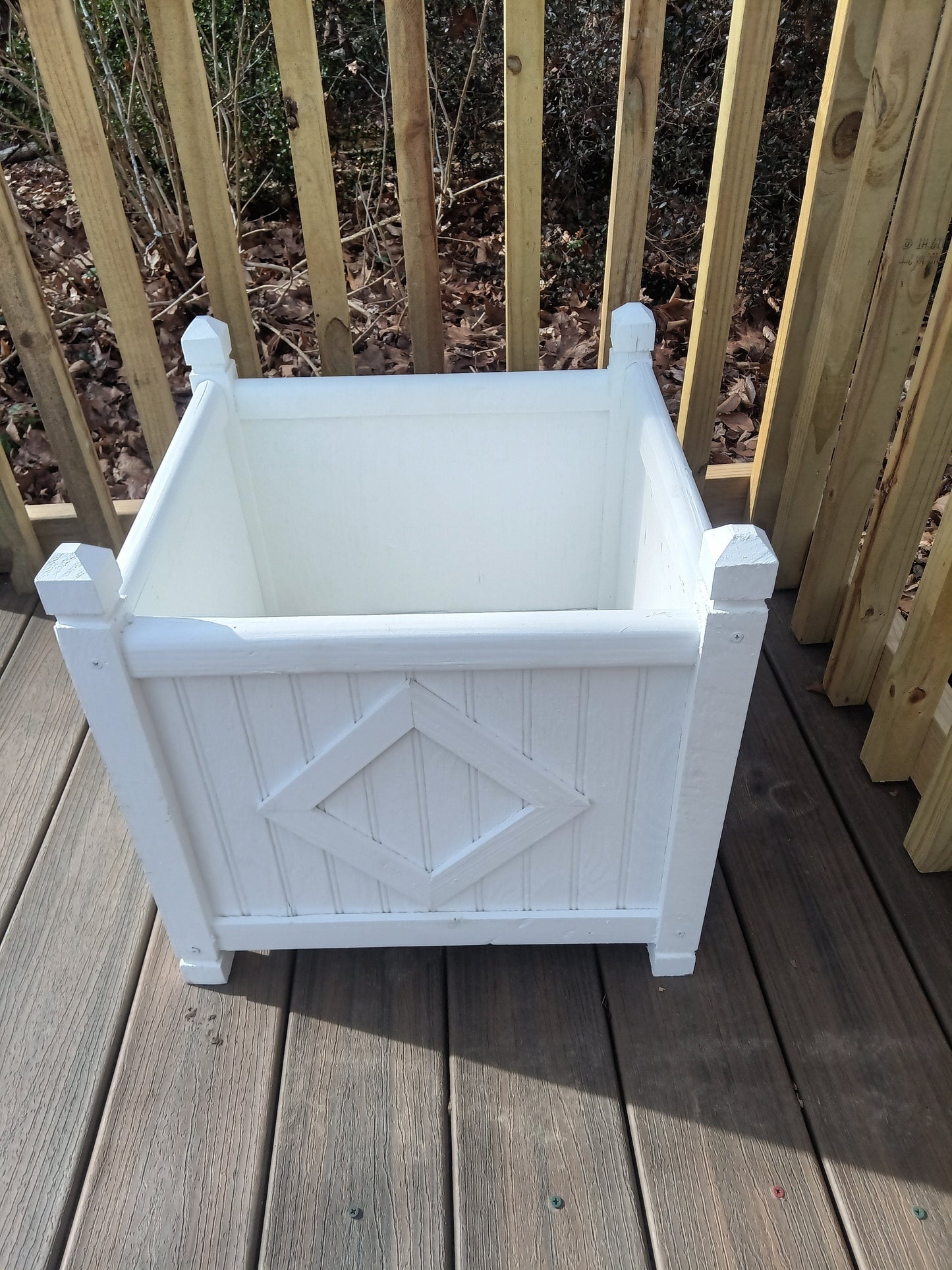 Planter Diamond 18" X 18" Cambridge