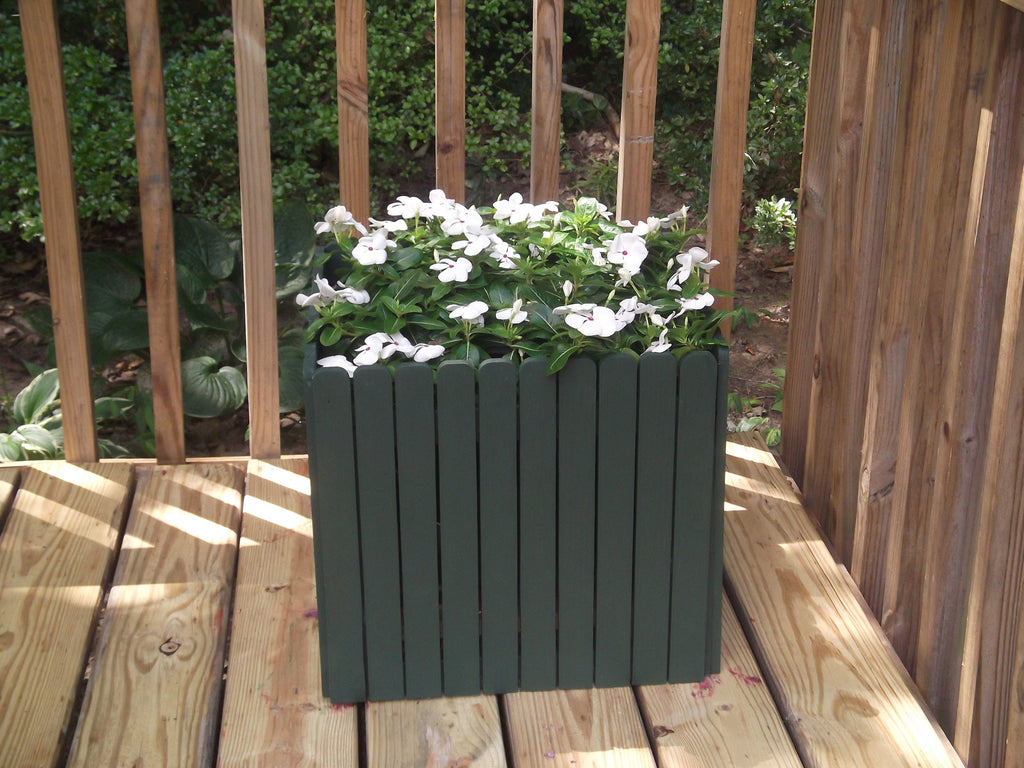 Planter Recycled Wood   15" Rounded Top Picket