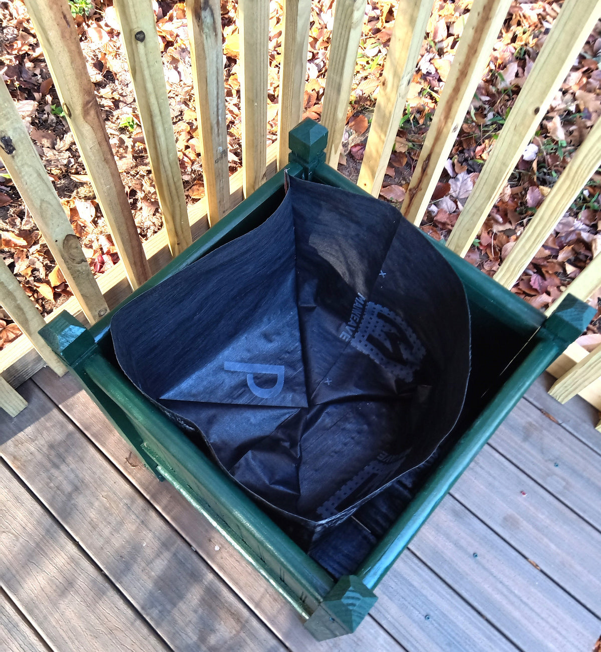 Wood Planter 18 X 18" X 24" Bottom Cambridge
