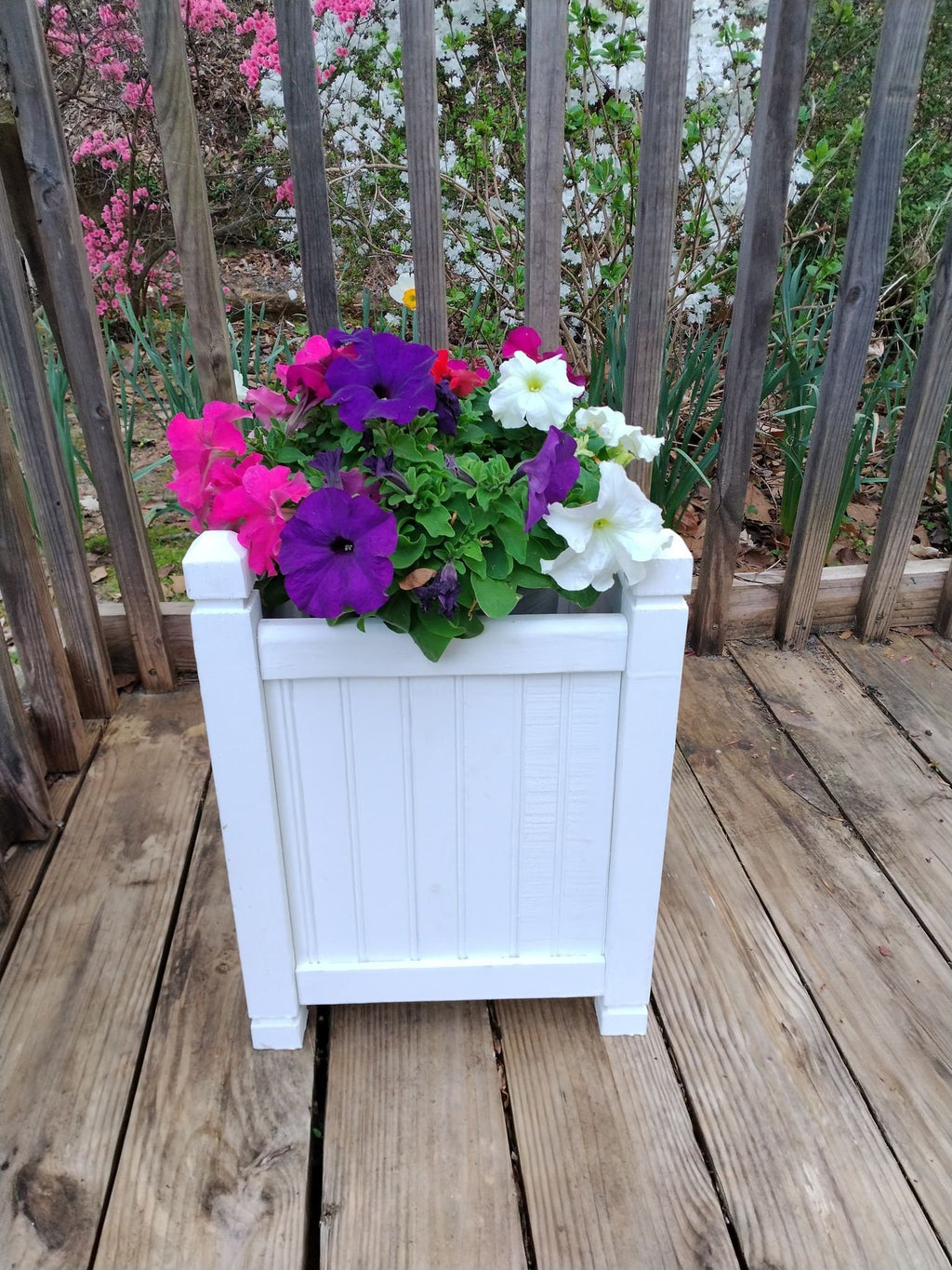 Planter 14 X 14 X 18"   Cambridge Planter