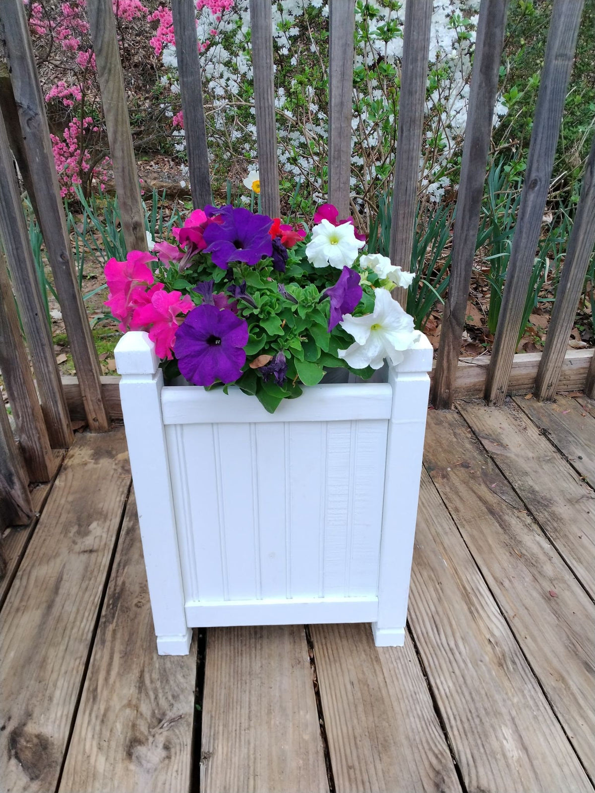 Planter 14 X 14 X 18"   Cambridge Planter